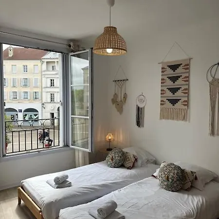 Apartment Place Toscane Long Sejour